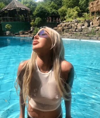 Проститутка Виктория