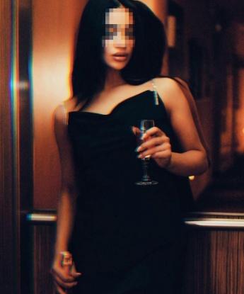 Проститутка Таиська